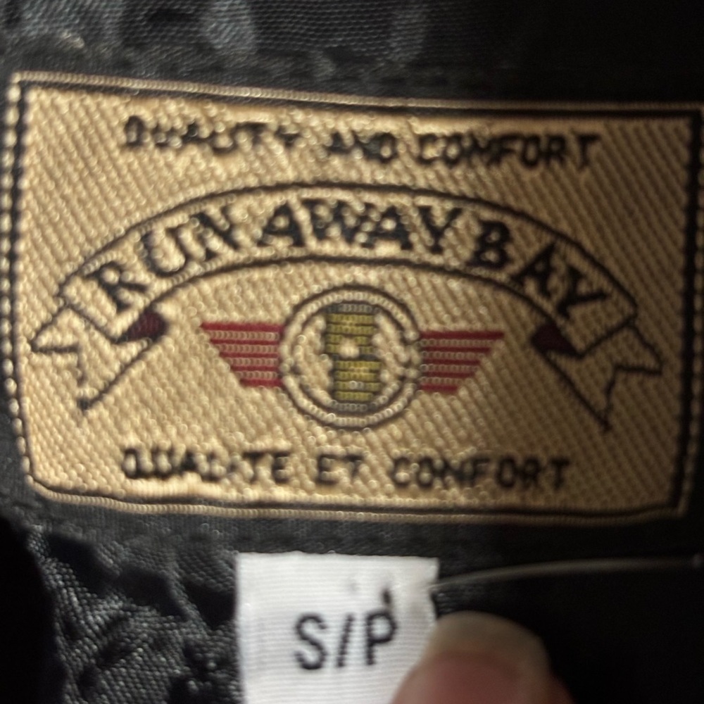 Vintage Runaway Bay Leather Vest Black Button Front Fitted Size S - Picture 10 of 13